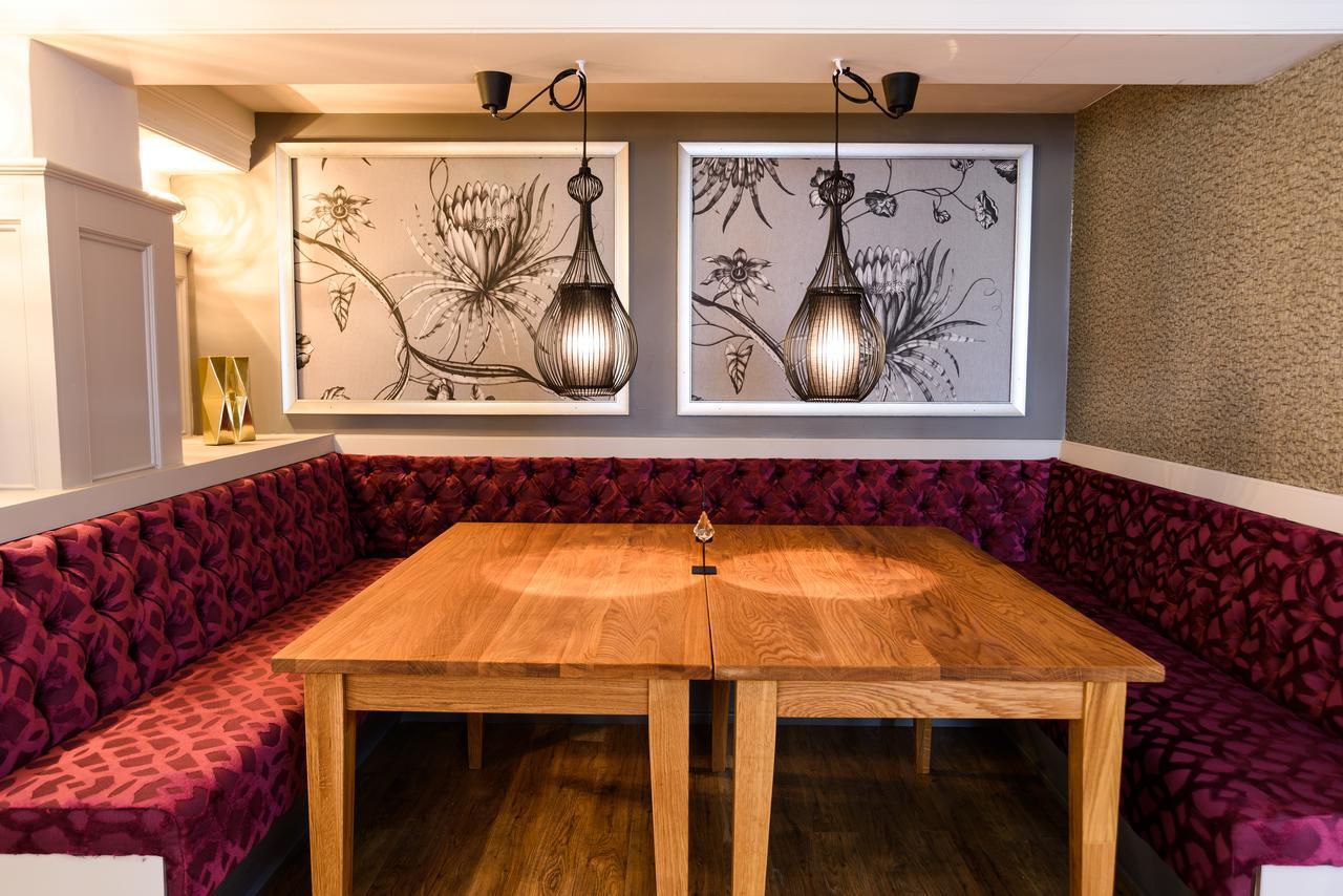 The Wheatsheaf Inn Onneley Eksteriør bilde