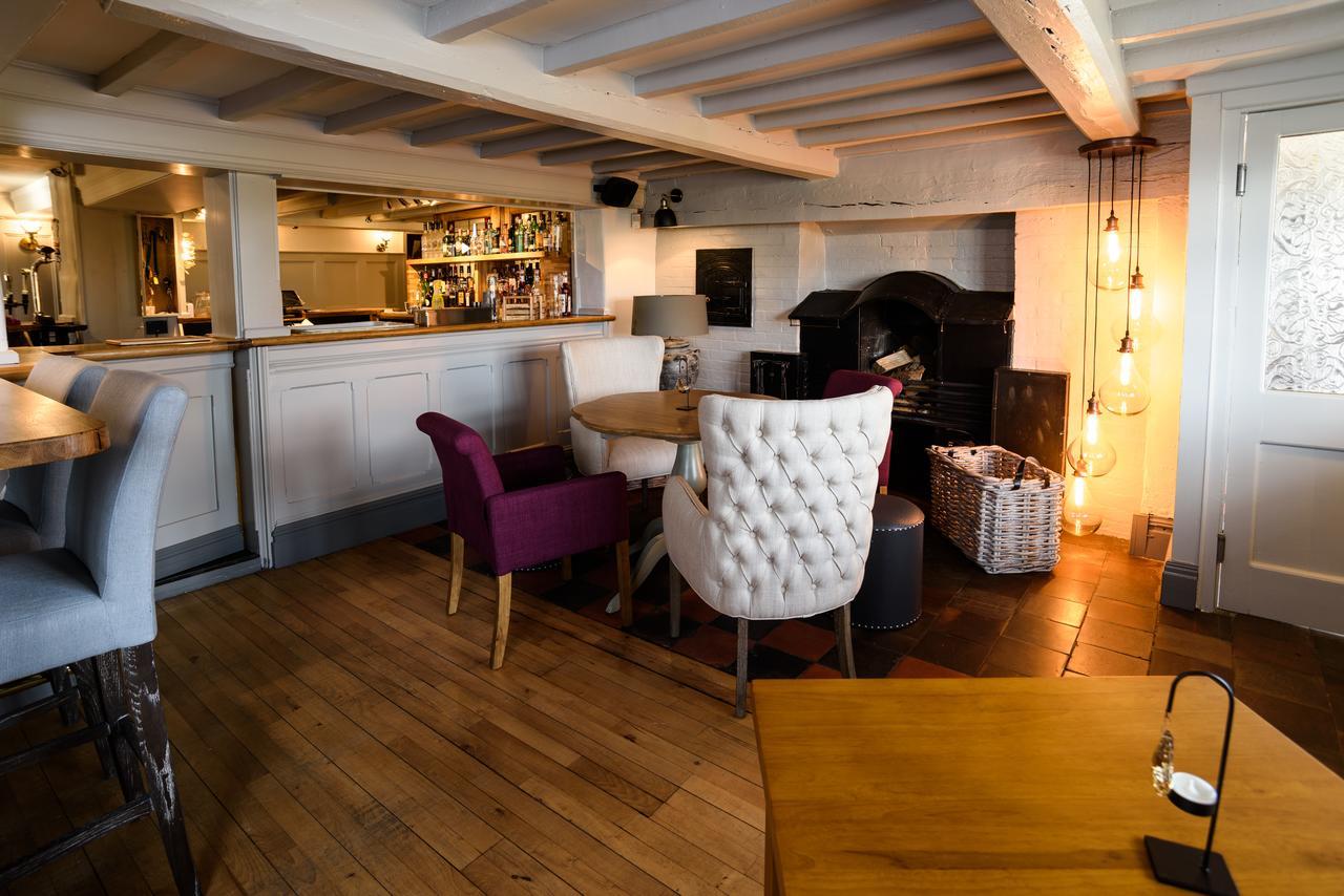 The Wheatsheaf Inn Onneley Eksteriør bilde
