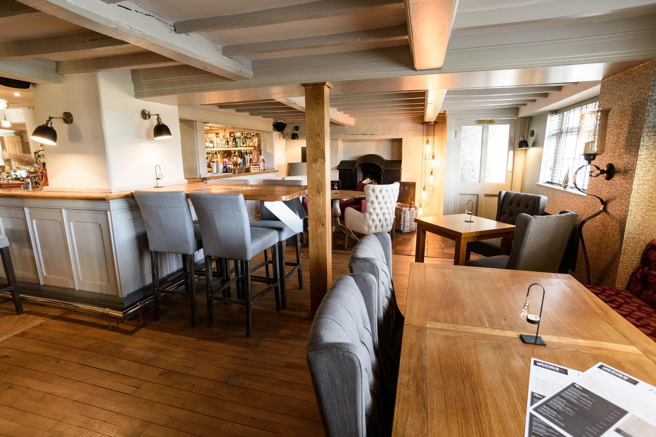 The Wheatsheaf Inn Onneley Eksteriør bilde